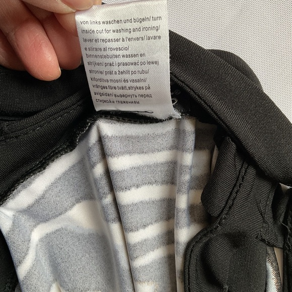 BURKE AVENUE Black Zip Beaded Waistline Women's Blazer Size 8 - Picture 8 of 8